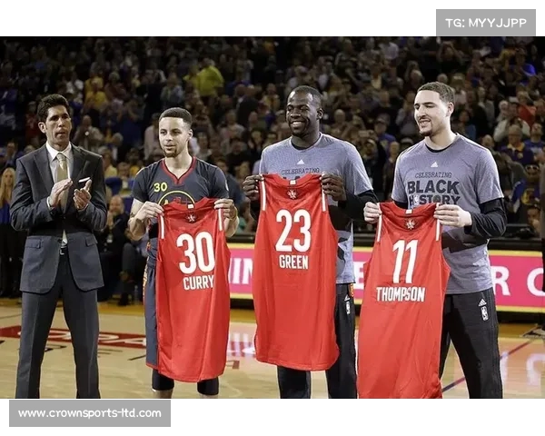 乔治与A-史密斯联手解说GG鲍勃-迈尔斯和Woj共同亮相球赛分析